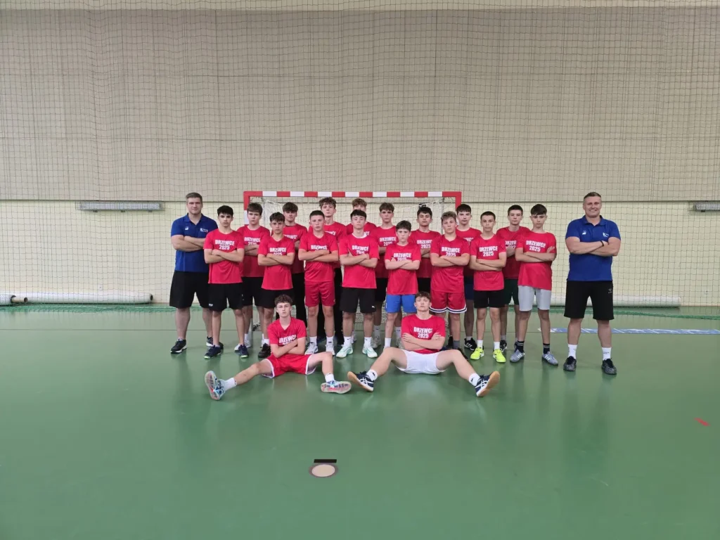 Handball Skills Camp 2025 - zdjęcie drużynowe - obóz piłki ręcznej